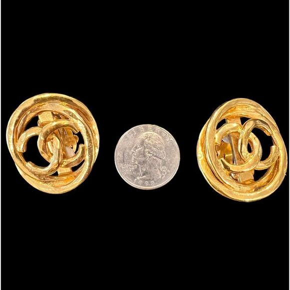 Chanel Vintage Gold Hammered Logo Cutout Clip On - Picture 8 of 11